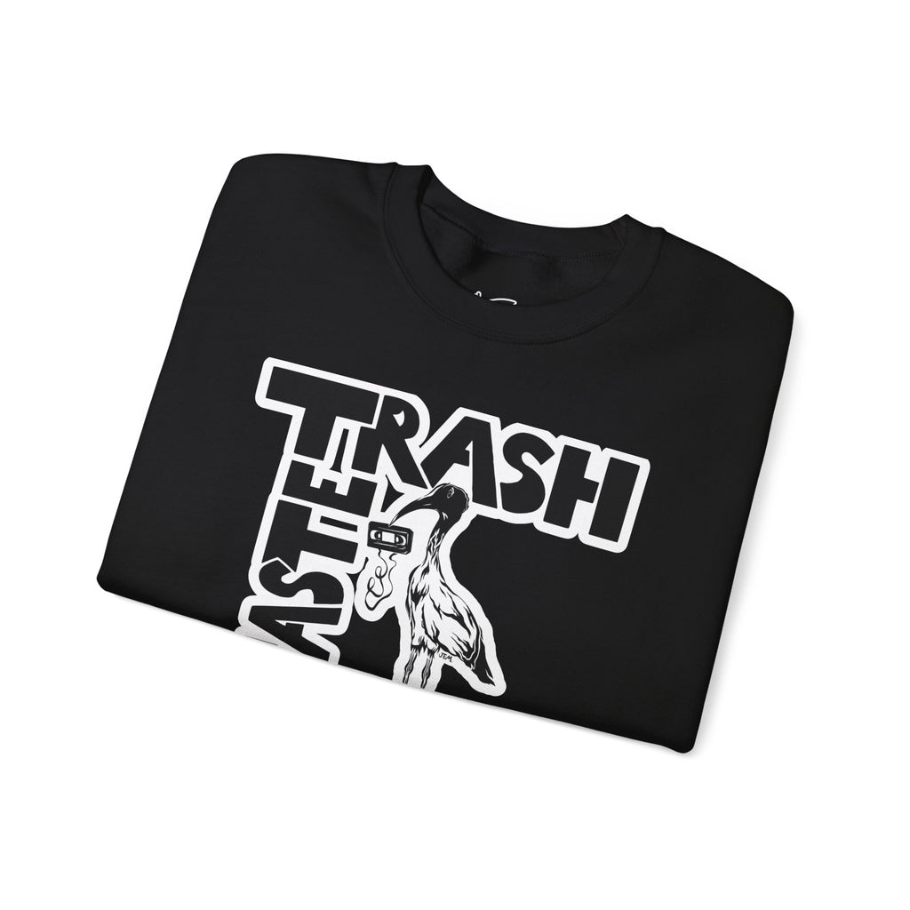 TRASH TASTE IN EVERYTHING - Unisex Heavy Blend™ Crewneck Long Sleeve